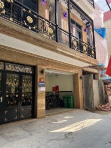 CHDV TẠI QUAN HOA CẦU GIẤY, ĐỈNH CAO DÒNG TIỀN – Ô TÔ – 2 THANG MÁY – 39 PHÒNG – HỆ THỐNG PCCC – DOANH THU 2.5 TỶ/ NĂM.