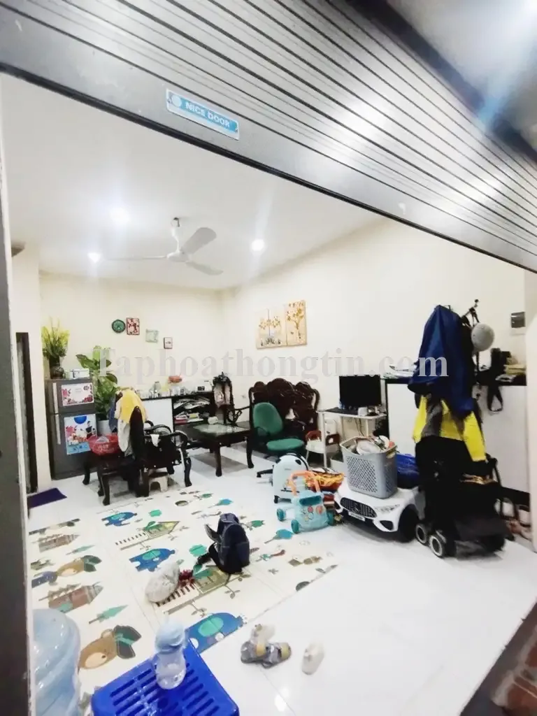 Chính chủ bán gấp nhà tại Tân Khai Vĩnh Hưng Hoàng Mai 35m2 2 tầng 5m mặt tiền hơn 1 tỷ 2