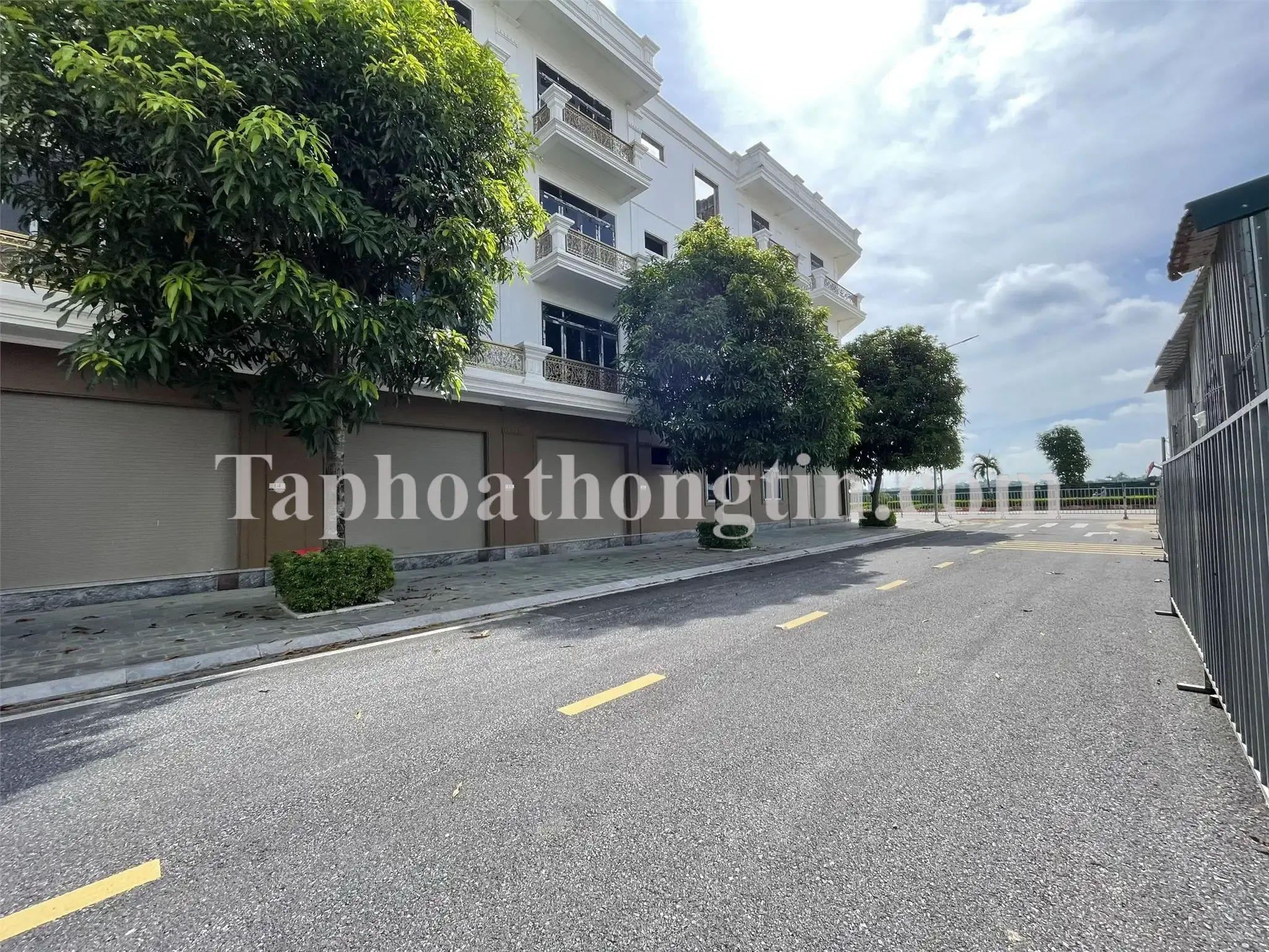 TRUNG TÂM TP.THANH HÓA. 3.2 TỶ. NHÀ MỚI 4 TẦNG, SẴN SỔ. CĐT: 0966 343 969 3