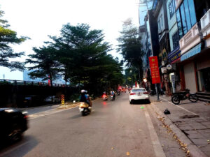 MẶT PHỐ ĐƯỜNG BƯỞI, 38M2 4 TẦNG MT 4M GIÁ 10,5 TỶ. 2 THOÁNG VĨNH VIỄN – VỈA HÈ ĐÁ BÓNG – GIÁ ĐẦU TƯ