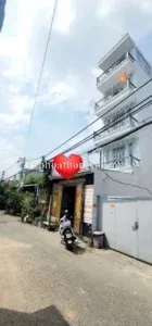 Bán nhà mặt tiền 5 tầng 4x25m giá 6,4 tỷ Đường Hiệp Thành 33