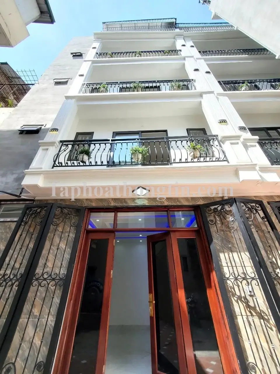 Bán gấp nhà mới Cạnh NHổn, ô tô kinh doanh, giá 6.x tỷ 2