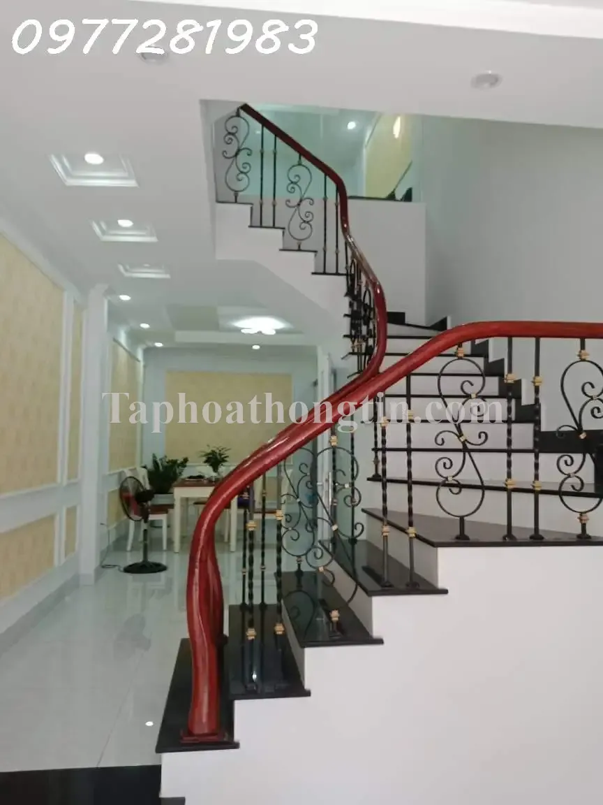 CẮT LỖ NHÀ 4 tầng Trịnh Văn Bô, 3 ngủ, gần ô tô giá 3.98 tỷ 3