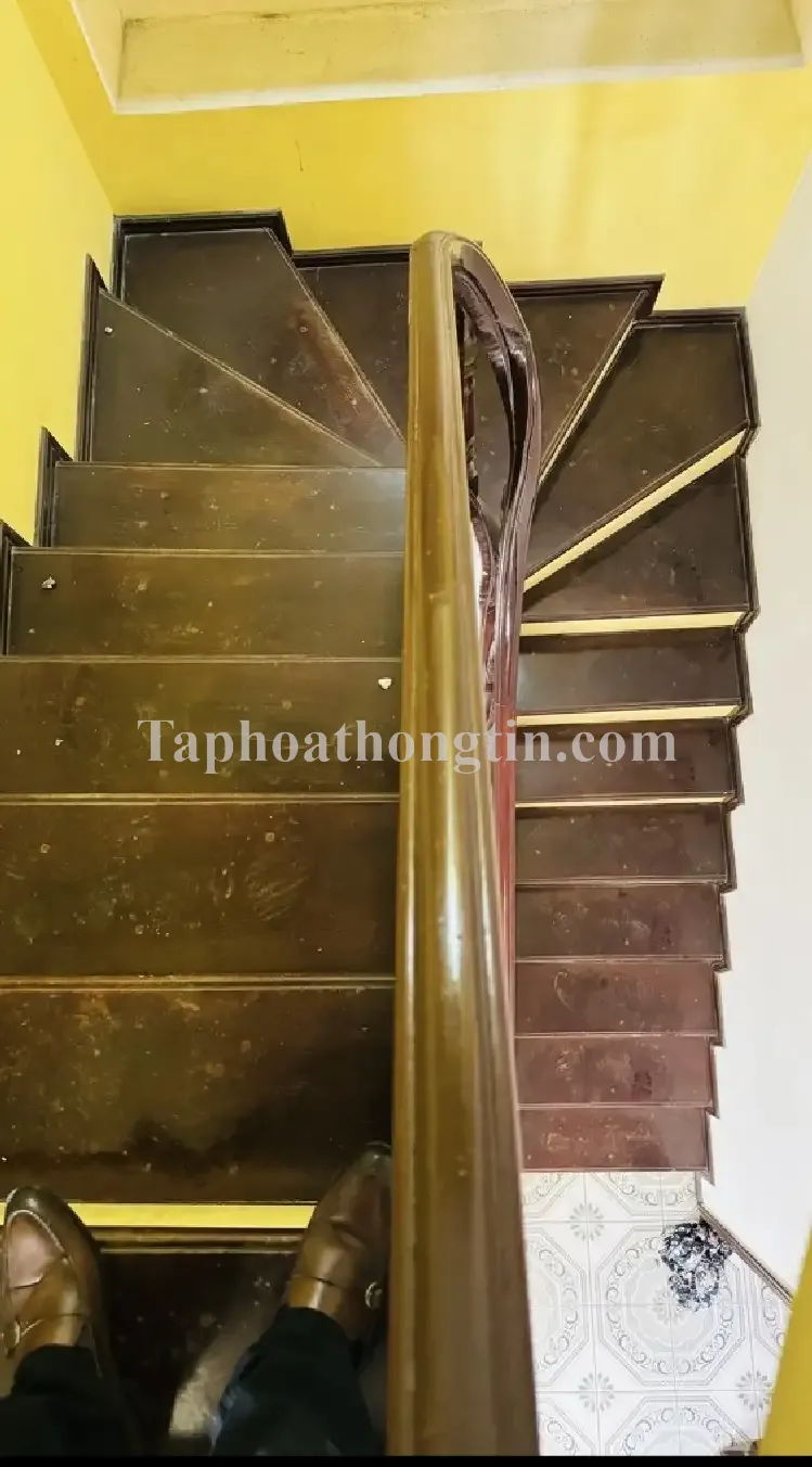 Bán nhà ngõ 27 Võ Chí Công Câù Giấy 56m2 -3tầng 3