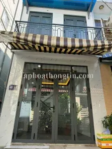 BÁN NHÀ LÔ GÓC PHÙNG CHÍ KIÊN, Q.TÂN PHÚ, HẺM 4M, DT 26.4M2, 2 TẦNG, SỔ VUÔNG ĐẸP
