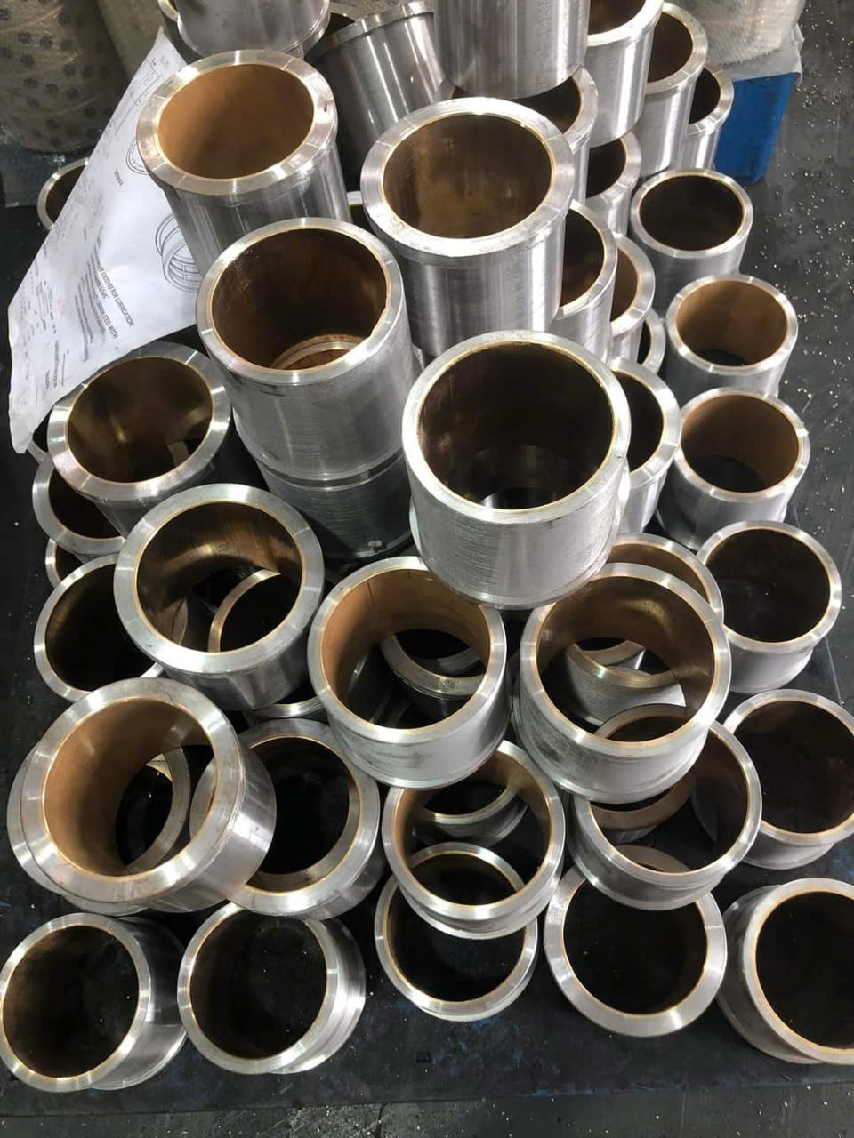 Tổng đại lý cung cấp các loại bạc đồng tự bôi trơn, bạc cầu, bạc Graphite