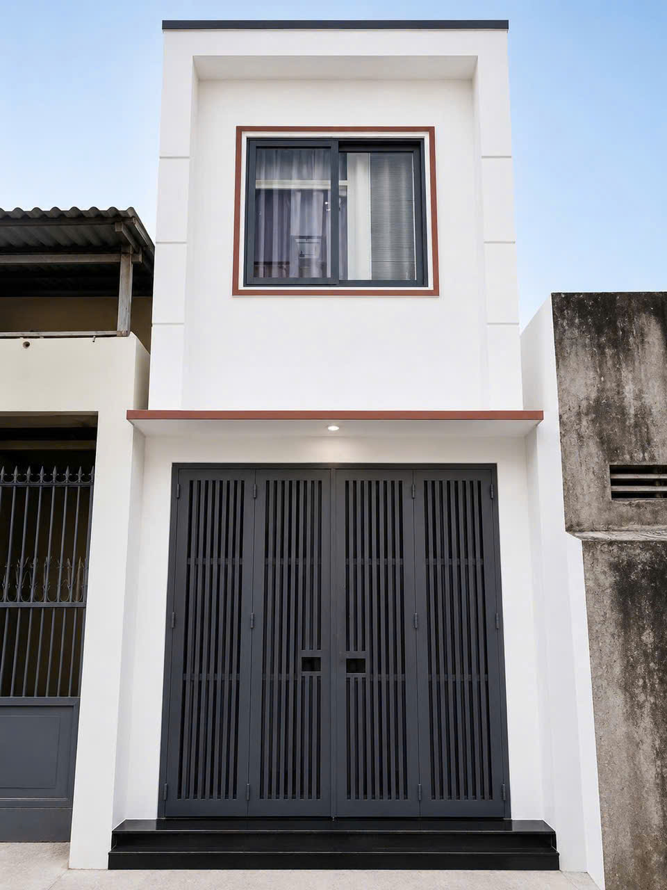 BÁN NHÀ MỚI KHU BÀN CỜ MUA BÁN SẦM UẤT (Sát chợ Xóm Mới), TTTP NHA TRANG. 2