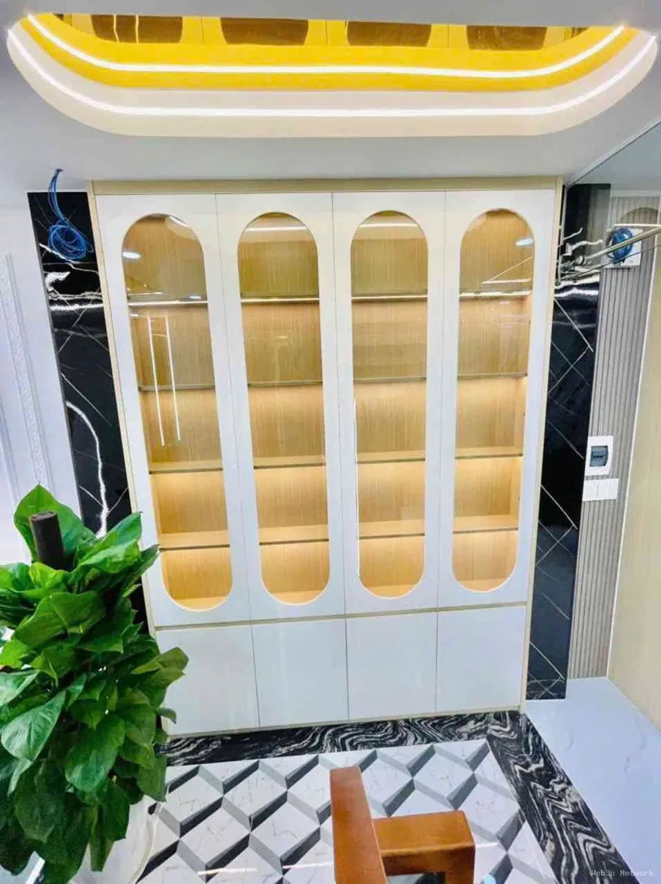 Nhà bán lô góc LVQ 2 mặt tiền thông thoáng, hẻm xe hơi né nhau thoải mái, 8,8 tỷ TL 2