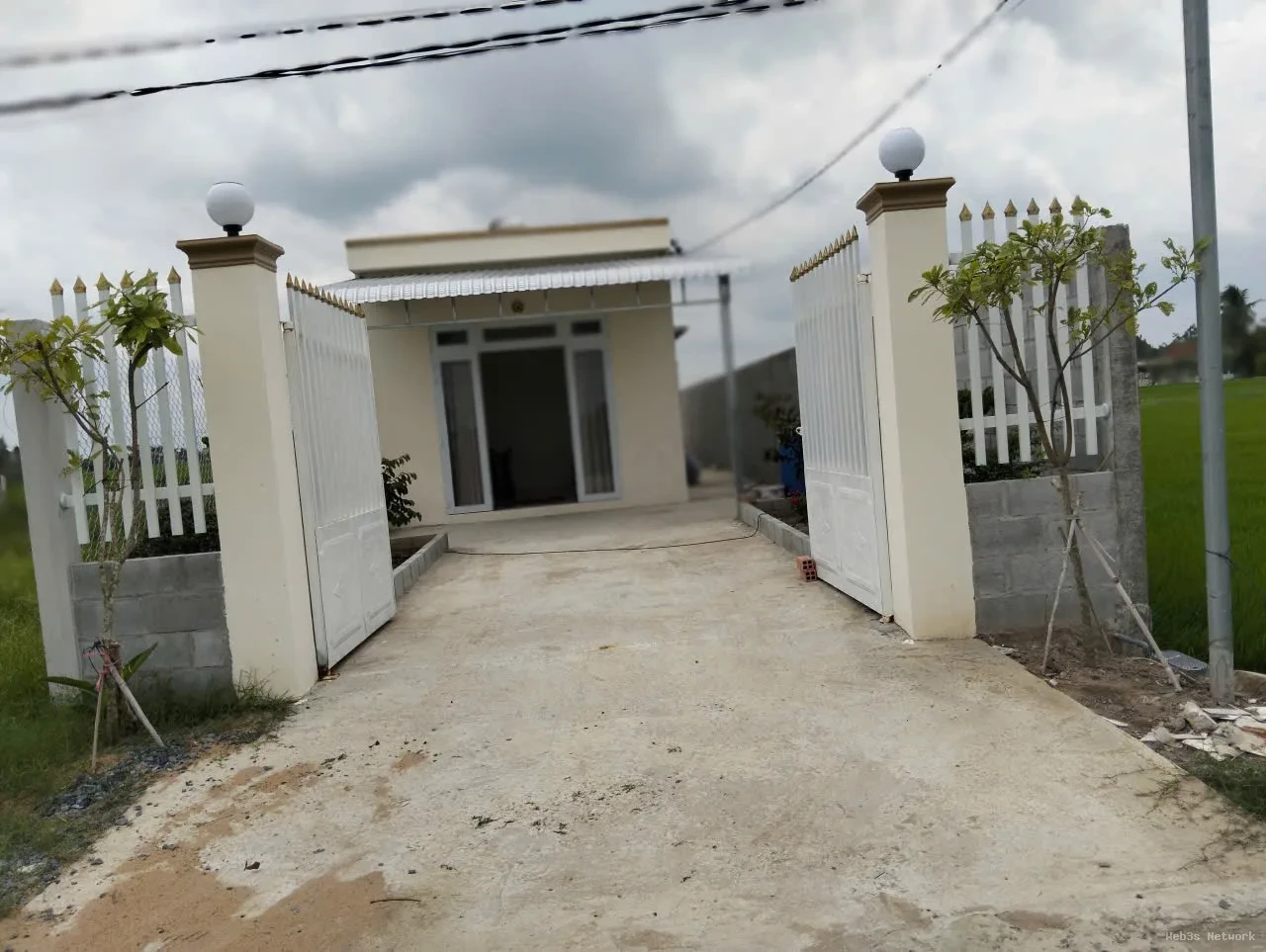 CHÍNH CHỦ CẦN BÁN CĂN NHÀ MẶT TIỀN ĐƯỜNG Nguyễn Văn Ánh, xã Tân Trụ, Long An ( nay là Tây Ninh) 2